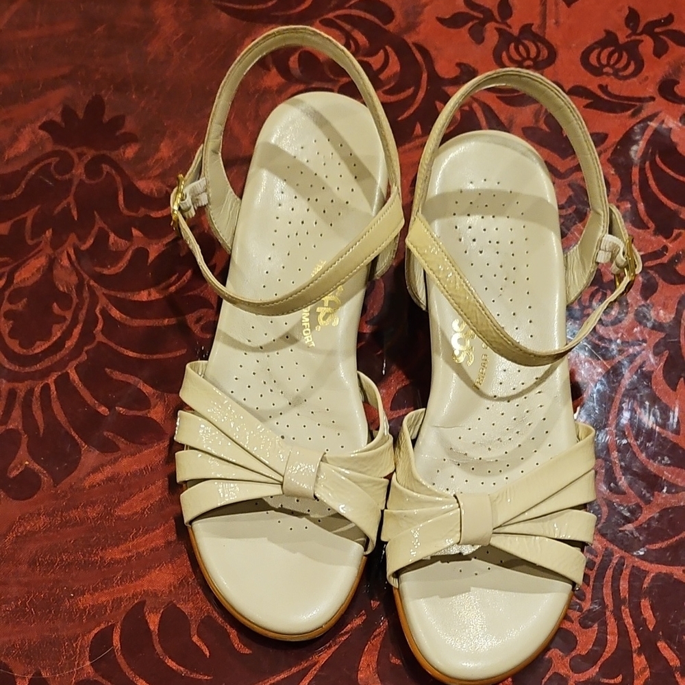 SAS Cream Strappy Sandals